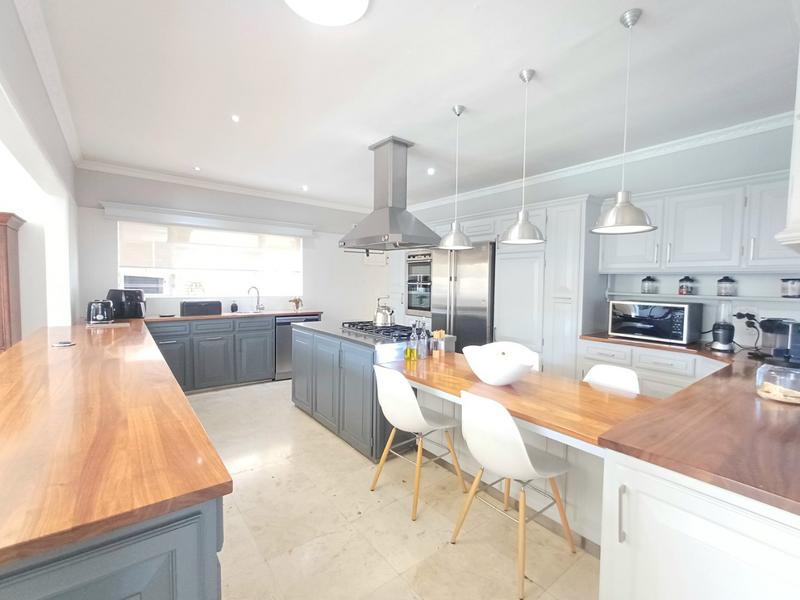 5 Bedroom Property for Sale in Welgemoed Western Cape